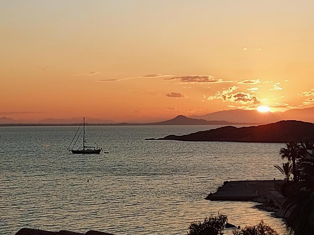 Nido Del Amor Deluxe 1A Linea Terraza Indoorpool Wifi Aire Netflix 10 Metros A Cala Del Pino 拉曼加戴尔马尔梅纳 外观 照片